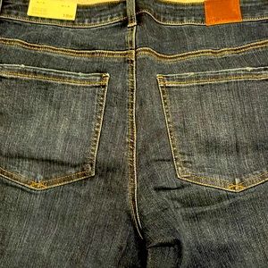 Woman’s Boyfriend Jeans